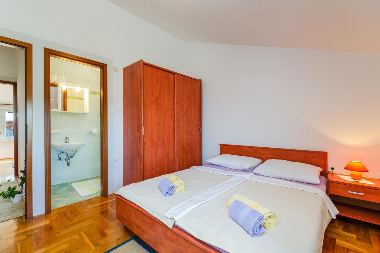 Apartmani Suncica Selce Exterior photo