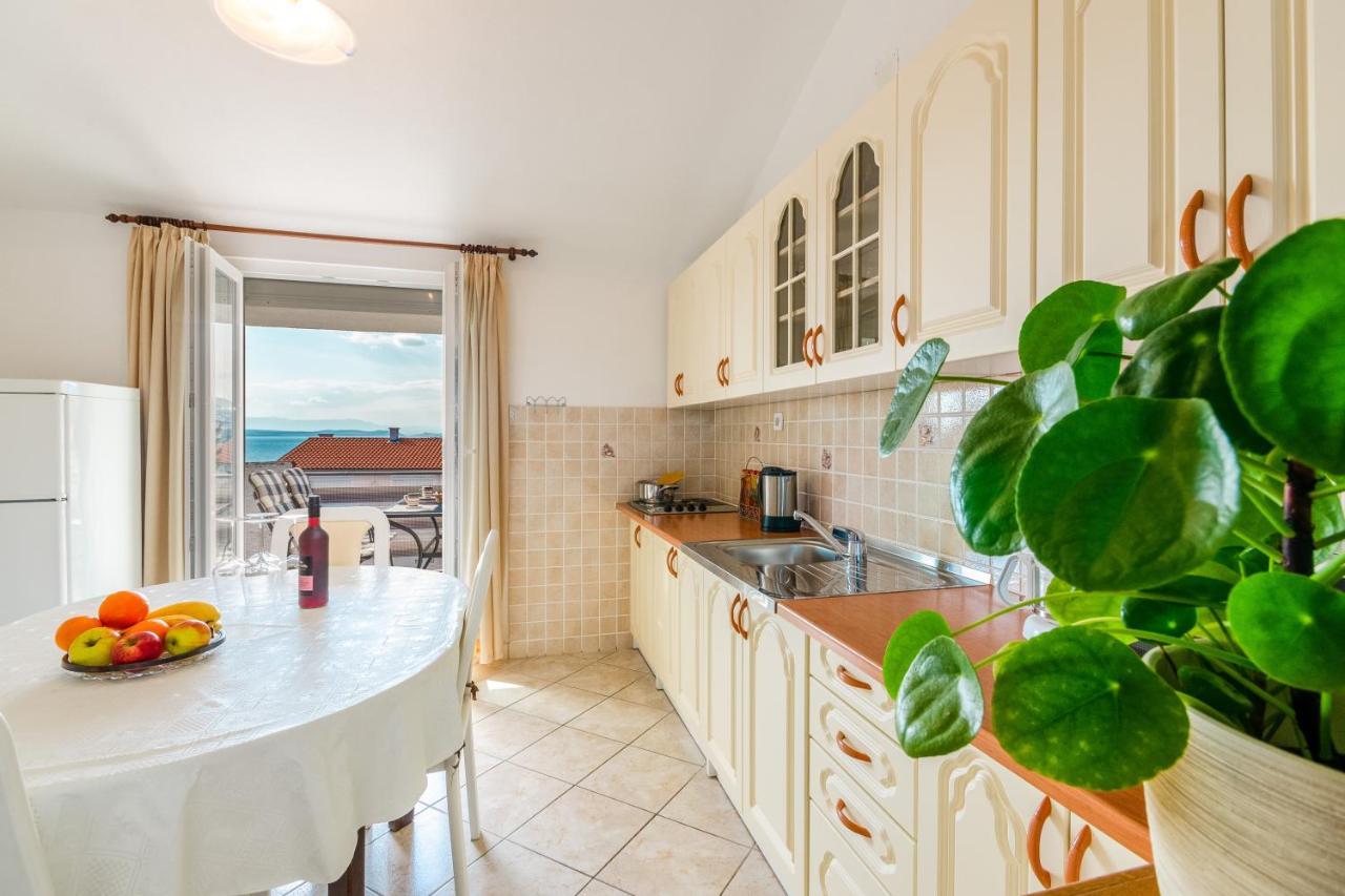 Apartmani Suncica Selce Exterior photo