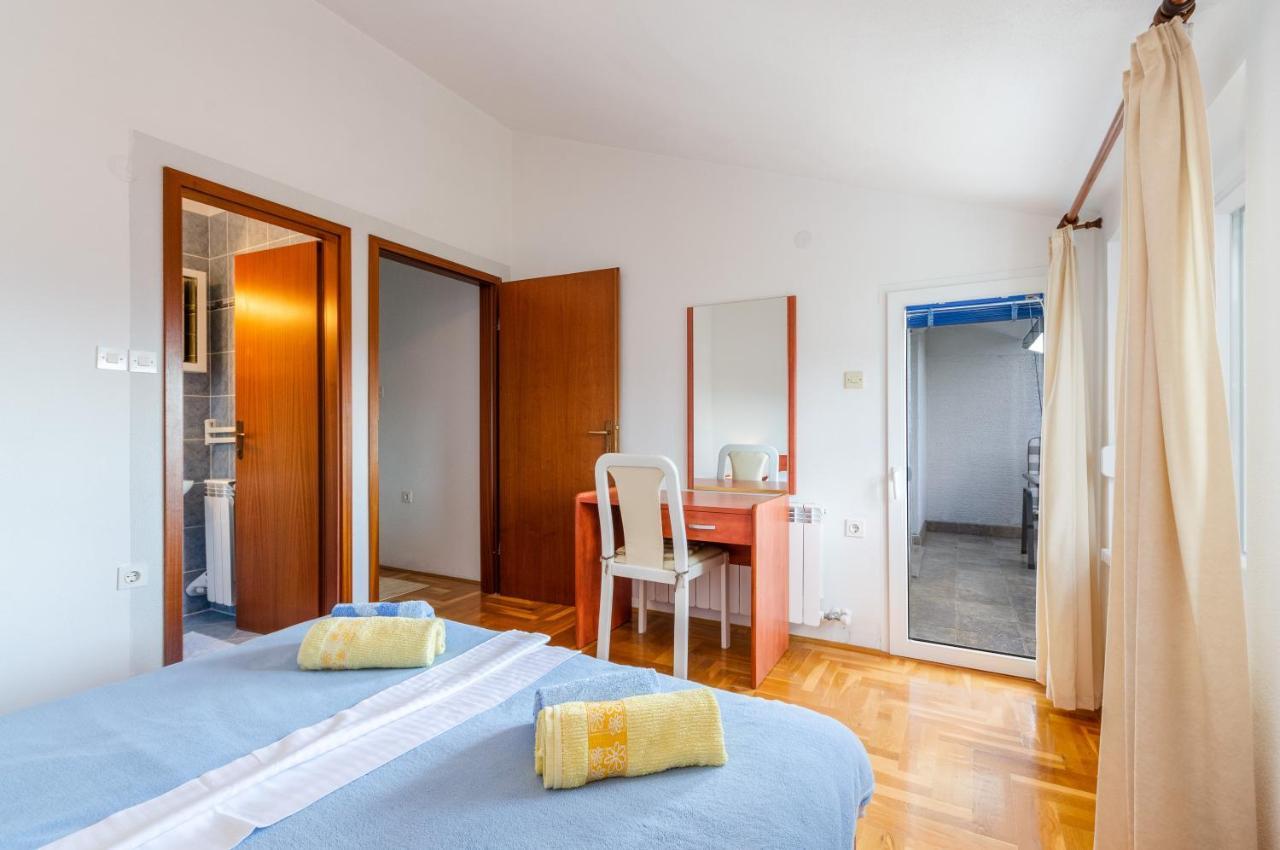 Apartmani Suncica Selce Exterior photo